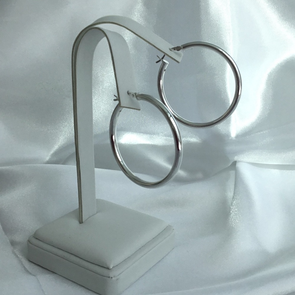 Sterling 3mm Round Tube Hoop Earrings - Picture 13 of 16